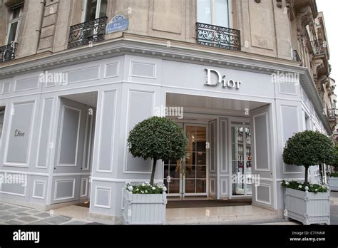 magasin dior paris|dior paris catalogue.